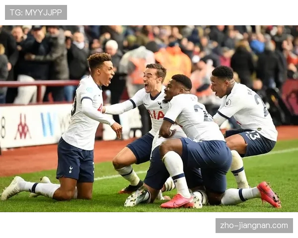 孔萨欧联两回合均破门 定位球进攻成维拉利器